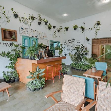 Snooze Hotel Yogyakarta Exterior photo
