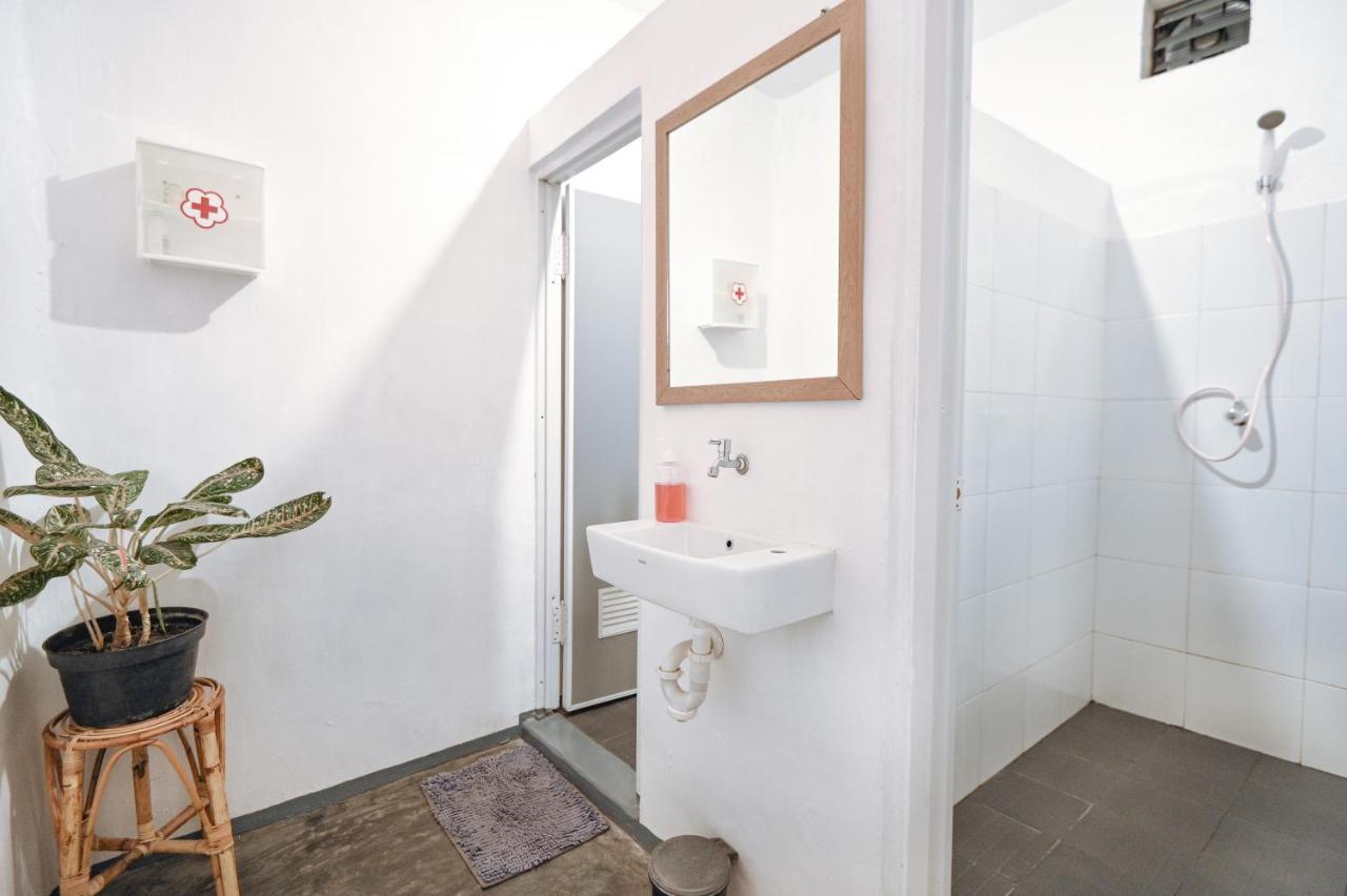 Snooze Hotel Yogyakarta Exterior photo