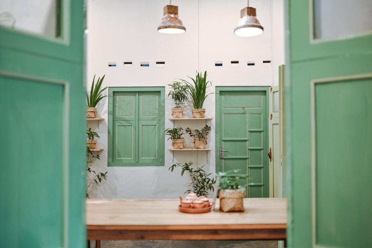 Snooze Hotel Yogyakarta Exterior photo