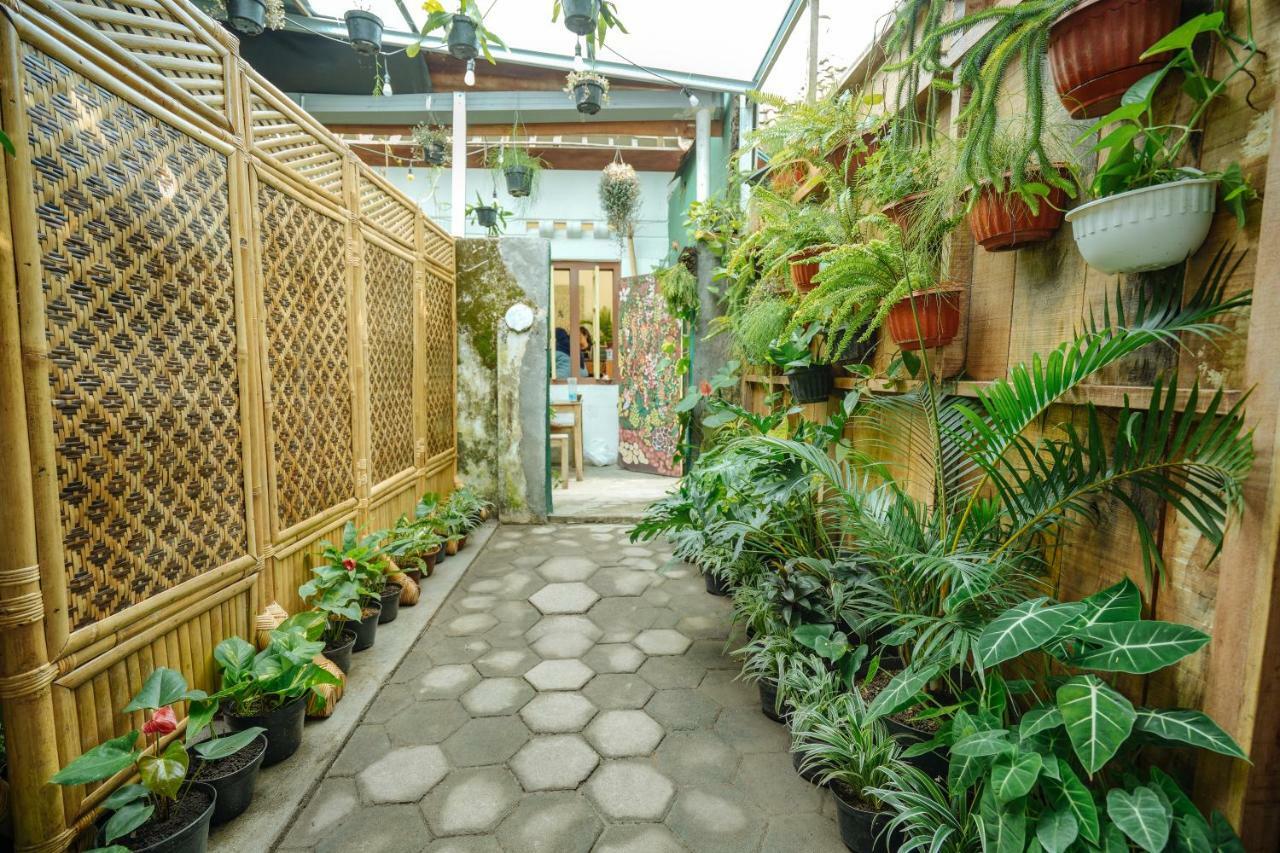 Snooze Hotel Yogyakarta Exterior photo